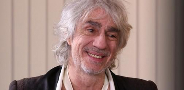 Louis Bertignac Logiquement Jean Louis Aubert Devrait M Appeler Pour Me Proposer De Refaire Telephone