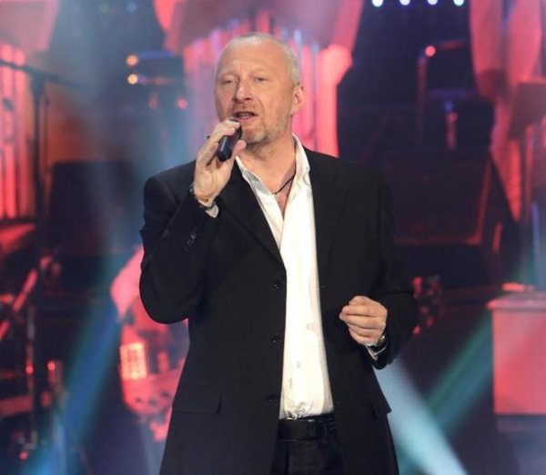 Decouvrez La Derniere Tele De Black Chez Patrick Sebastien Avec Wonderful Life