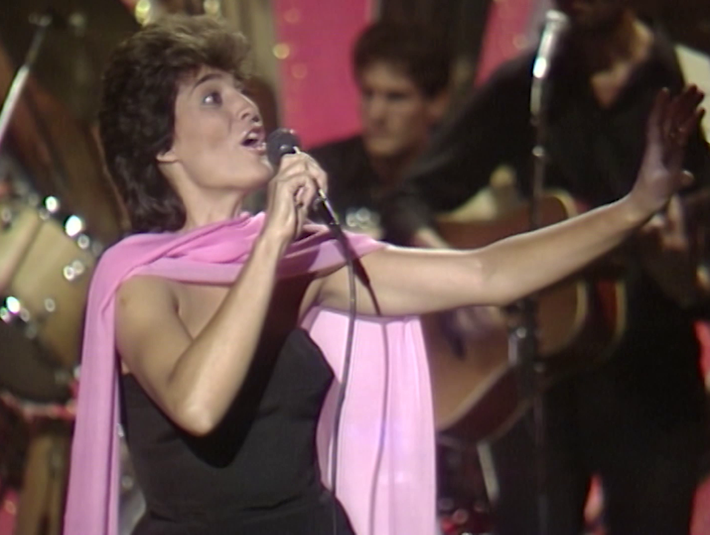 Linda DE SUZA Melody TV