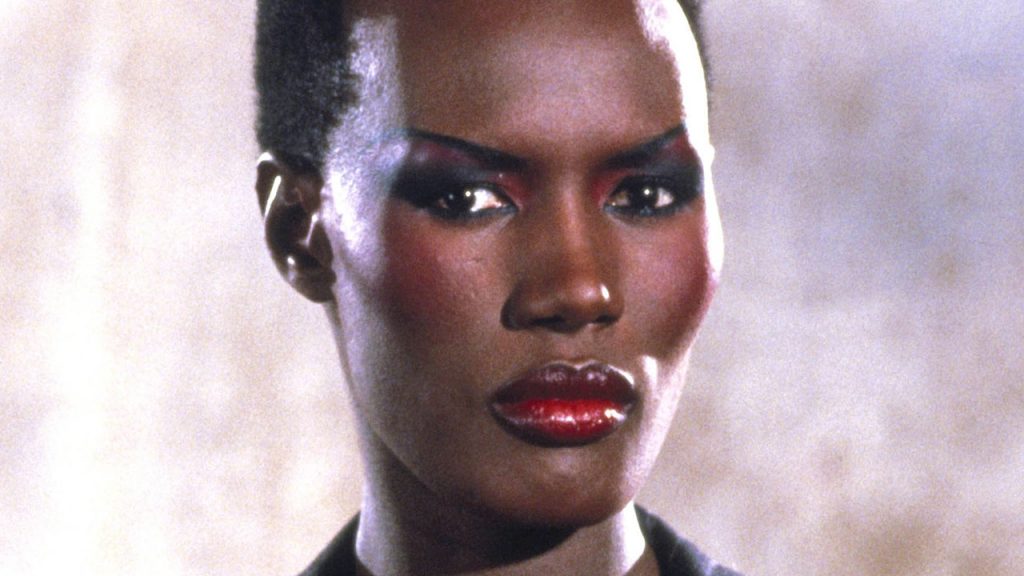 Grace JONES