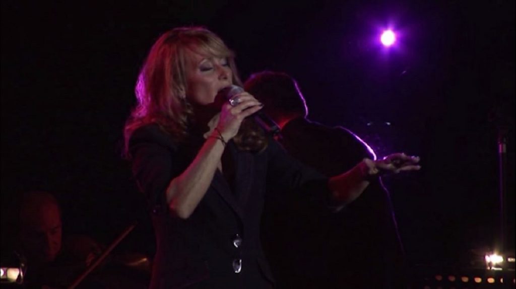 Julie PIETRI et le Music Art Orchestra live au Bataclan