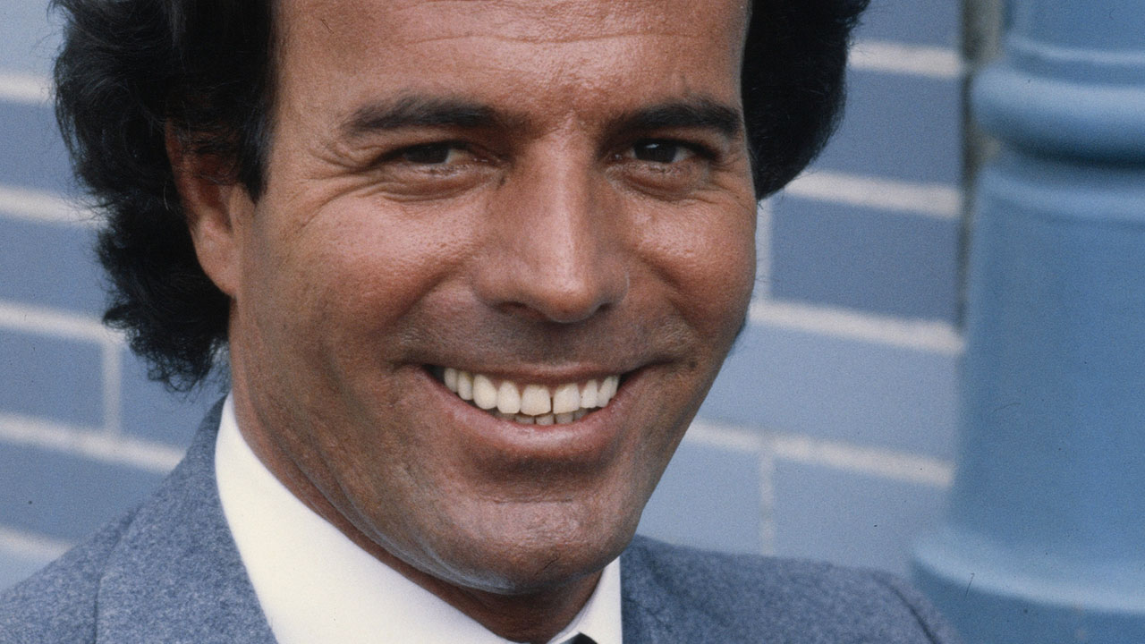Julio IGLESIAS Melody TV