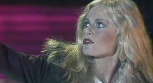 Kim CARNES