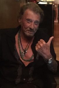 Johnny HALLYDAY : "Mort aux cons"