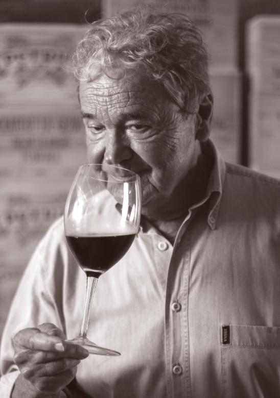 Pierre PERRET : sa vie en vin