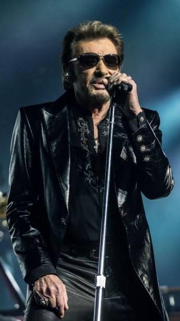 Johnny HALLYDAY met son public en transe