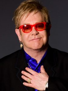 Elton JOHN hospitalisé pour une infection "potentiellement mortelle"