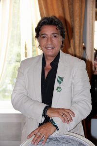 Frédéric FRANÇOIS élevé au rang de Chevalier des Arts et des Lettres