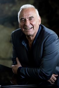 Michel FUGAIN : un spectacle mis en scène par Claude LELOUCH ?