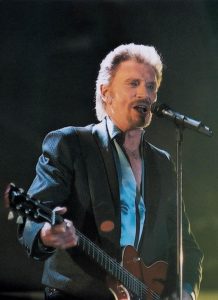 Johnny HALLYDAY hospitalisé d'urgence