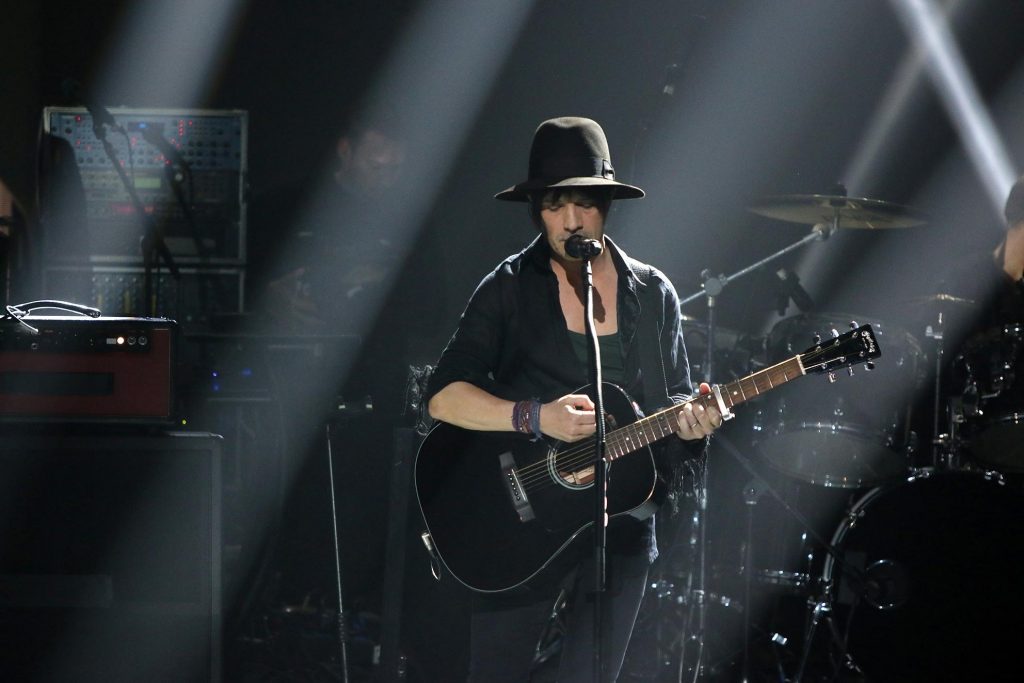 INDOCHINE choisit "Un été français"