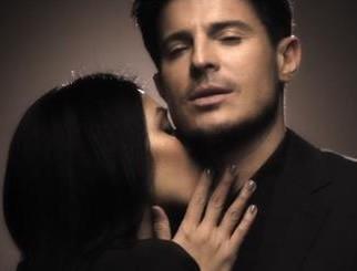 Vincent NICLO dévoile la vidéo de son duo avec ANGGUN