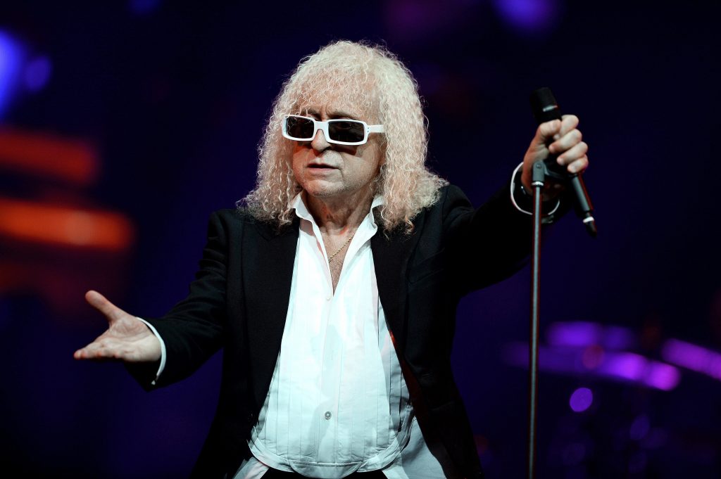 Michel POLNAREFF met les points sur les i