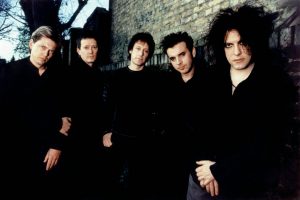 Le bassiste de The Cure, Simon Gallup quitte le groupe