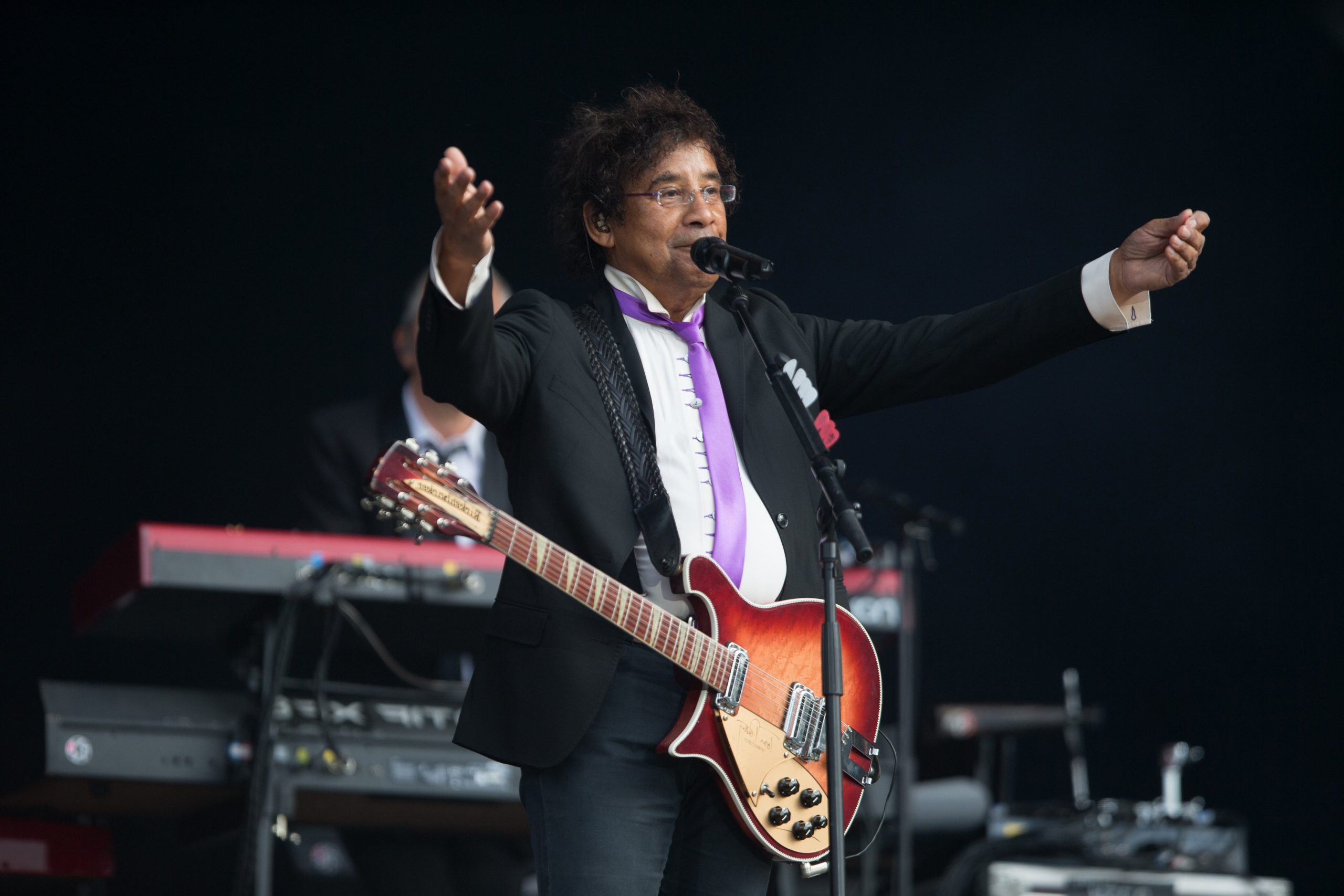 Laurent Voulzy Cree Son Label Et Produit Melody Tv Laurent Voulzy Cree Son Label Et Produit Melody Tv