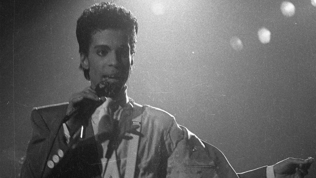 Melody moi tout : 5 anecdotes sur le chanteur Prince