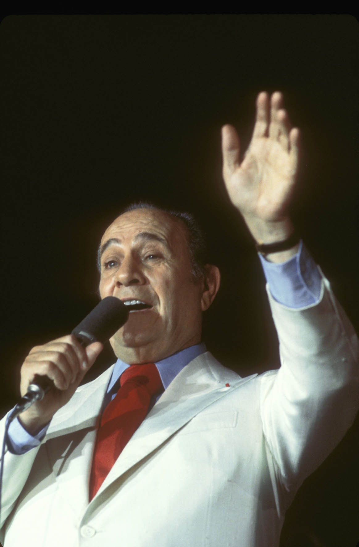 Hommage au chanteur Tino Rossi, qui aurait eu 114 ans, ce jeudi 29 ...