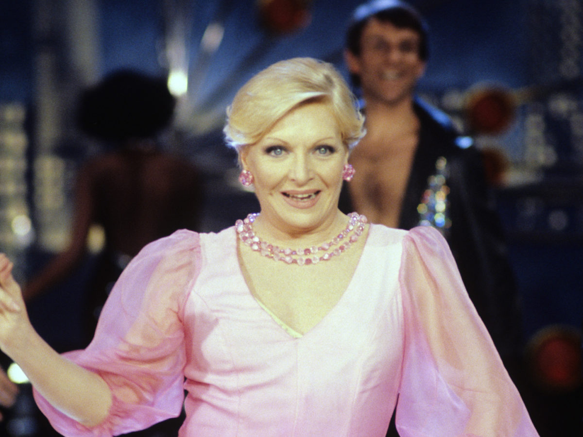 Joyeux Anniversaire Line Renaud Melody Tv Joyeux Anniversaire Line Renaud Melody Tv