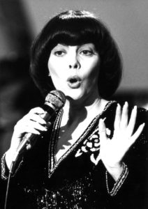 Le jour où Mireille Mathieu a chanté une chanson d'ABBA