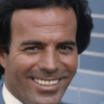 Mendiant d'amour : Julio Iglesias, l'éternel séducteur