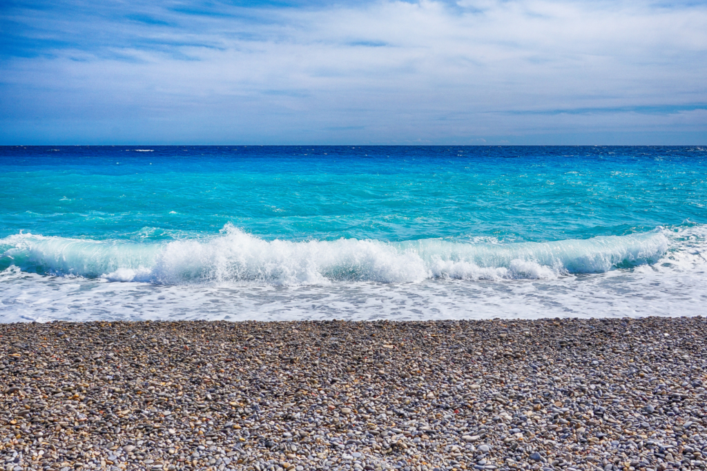 La plage de Nice au Printemps