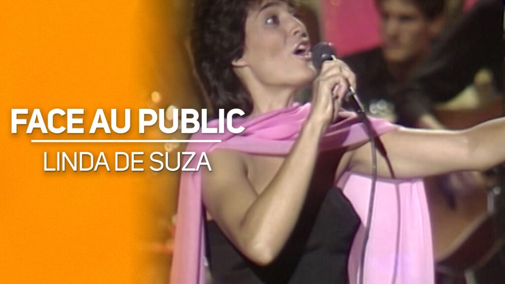 Face au public avec Linda de Suza