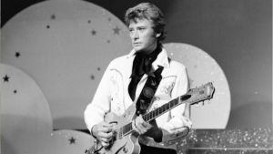 Pourquoi Johnny s'appelle « Hallyday » ?