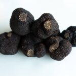 "L'été a été épouvantable": inquiétude autour des marchés de la truffe à Grasse et au Rouret