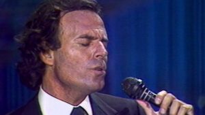 Julio Iglesias le passeur de fruits et légumes !