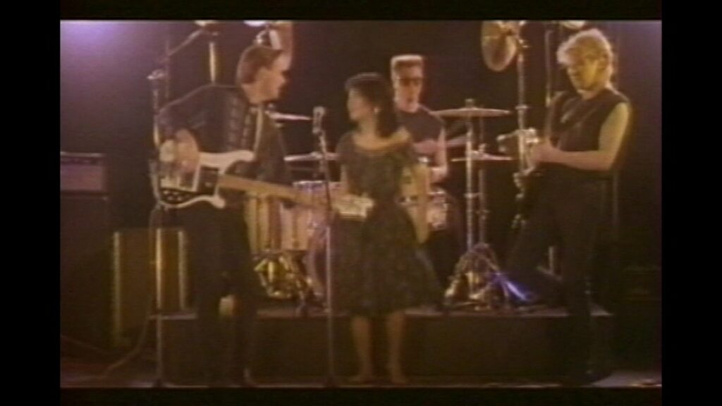 THE PROMISE YOU MADE - COCK ROBIN ET PETER KINGSBERRY (1985)