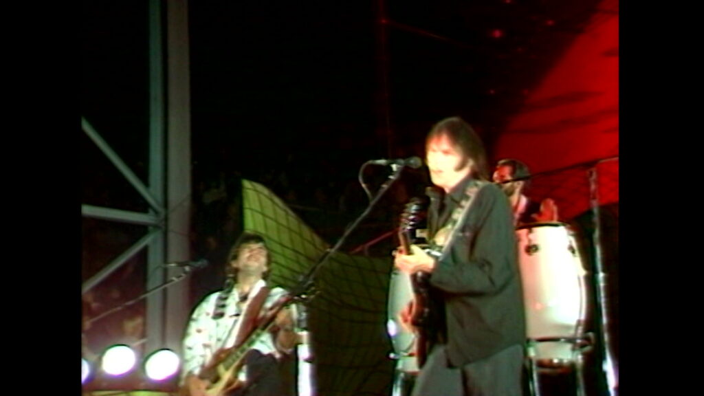 Neil YOUNG en concert en France, "Zuma"
