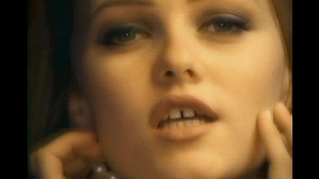 BE MY BABY - VANESSA PARADIS (1992)