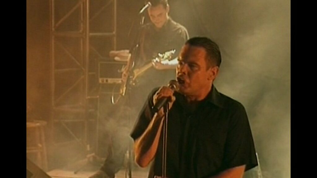 SOUNDS LIKE A MELODY - ALPHAVILLE (1984)