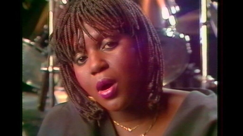 TOUT DOUCEMENT - BIBIE (1985)